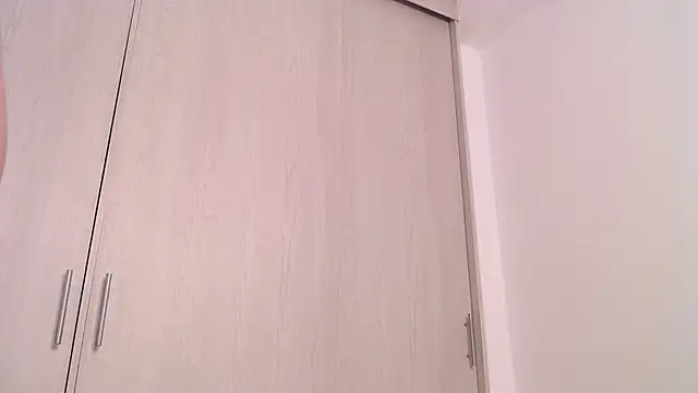 darkcandy666 online show from February 6, 2025, 2:37 pm