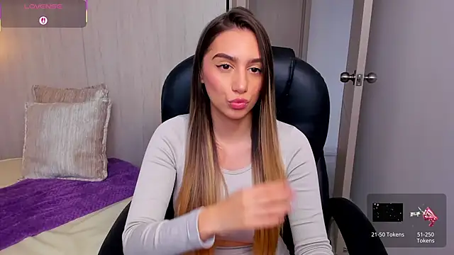 Snapshot of StacyConner chatting on November 13, 2025, 8:30 pm StacyConner online show from November 13, 2025, 8:30 pm