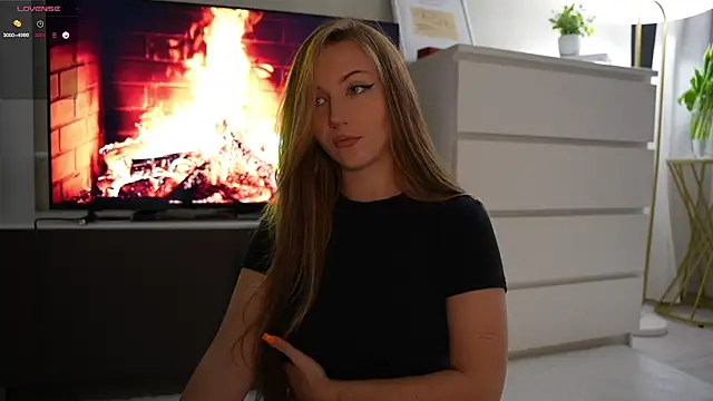 CatchMe1 online show from March 5, 2025, 3:07 pm