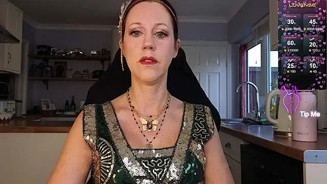 stripmequick online show from October 16, 2025, 9:21 am