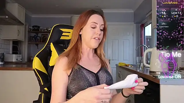 stripmequick online show from February 9, 2026, 1:15 pm