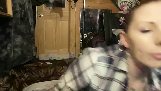 TeenyDoll online show from March 16, 2026, 2:50 am