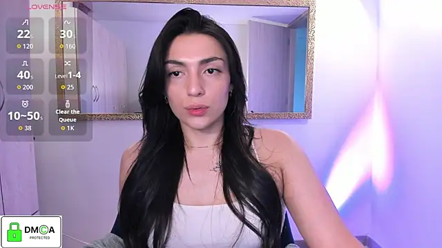 EricaVanderhill online show from November 24, 2025, 9:14 pm