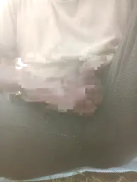 FinableKnee online show from October 20, 2025, 2:56 am