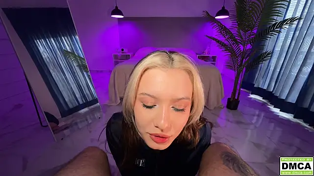  blowjob queen online show from September 18, 2025, 10:12 pm