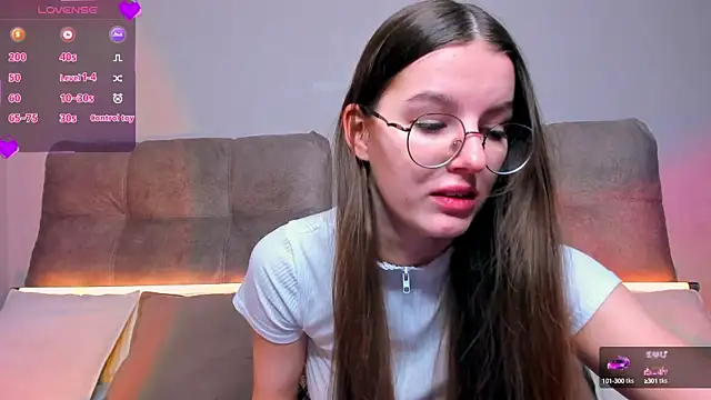 Snapshot of AriellaTesk chatting on January 9, 2025, 8:55 am AriellaTesk online show from January 9, 2025, 8:55 am