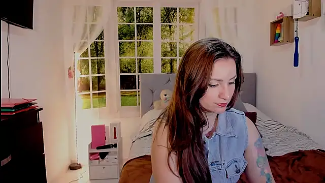 vanessabrown  online show from June 29, 2026, 4:40 pm