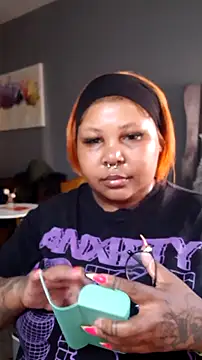 PearlSexxy69 online show from November 19, 2025, 1:44 pm