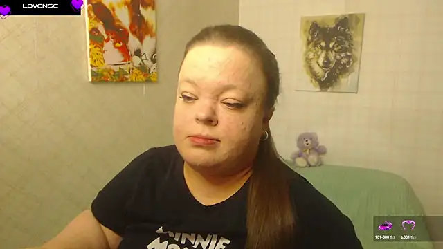 Janiffer MiMi online show from October 8, 2025, 3:53 pm