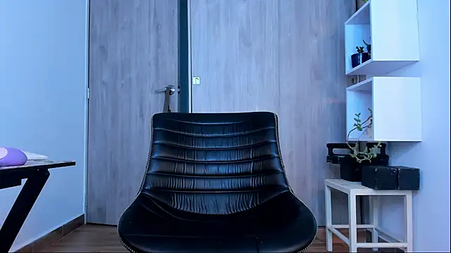 Snapshot of Ricardo_1998 chatting on February 7, 2025, 7:29 am Ricardo 1998 online show from February 7, 2025, 7:29 am