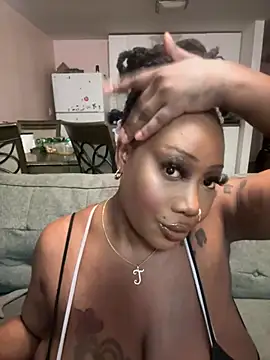 Cherishcherrysha online show from January 4, 2025, 5:26 pm