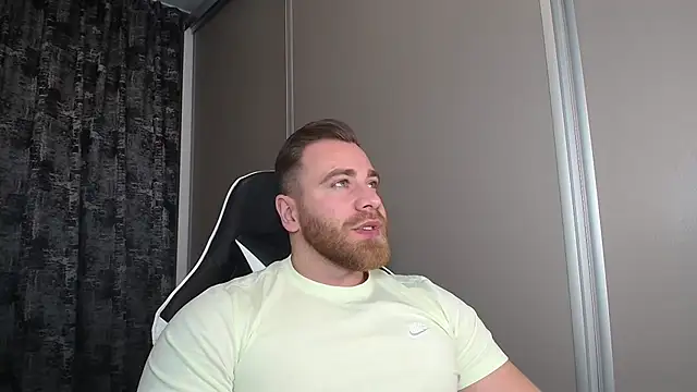 Thori92 online show from November 25, 2025, 5:57 pm