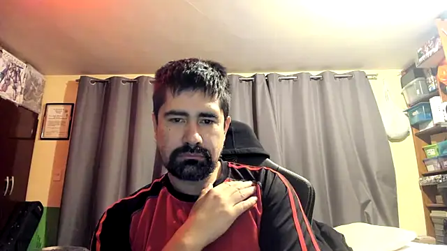 VonDoomdelToro online show from October 5, 2025, 8:12 am