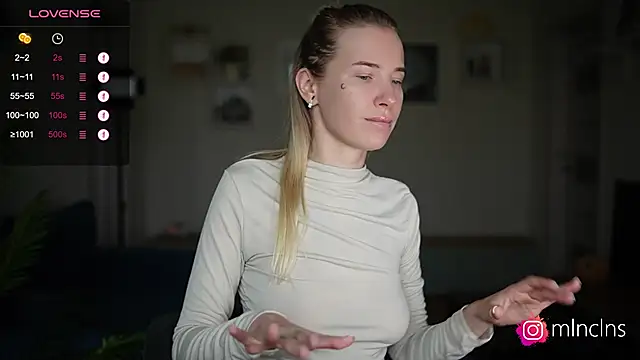 melanielwithu online show from September 21, 2025, 3:35 pm