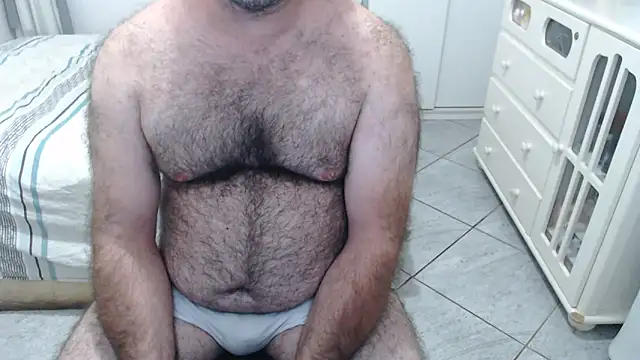 MysterBearMG online show from April 13, 2026, 1:55 am