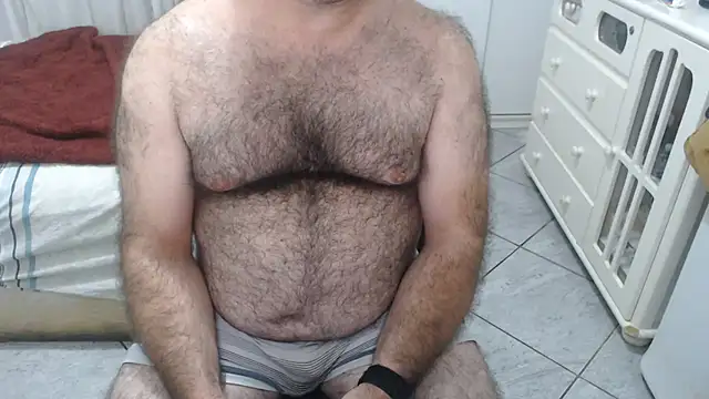 Snapshot of MysterBearMG chatting on May 15, 2026, 11:56 pm MysterBearMG online show from May 15, 2026, 11:56 pm