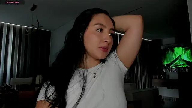 AnushaKumari online show from September 17, 2025, 4:08 pm