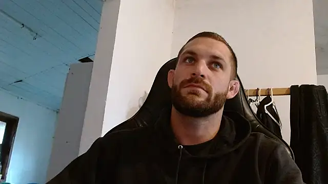 Snapshot of surfdog_95 chatting on October 26, 2025, 8:26 pm surfdog 95 online show from October 26, 2025, 8:26 pm