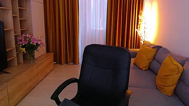 Snapshot of _Mia_Adams chatting on September 22, 2025, 8:05 am Mia Adams online show from September 22, 2025, 8:05 am