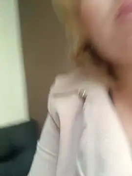 amanda-hornySeduction online show from October 9, 2025, 5:49 am