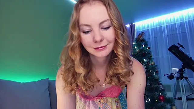 Cuddle Cat online show from January 1, 2025, 5:43 am