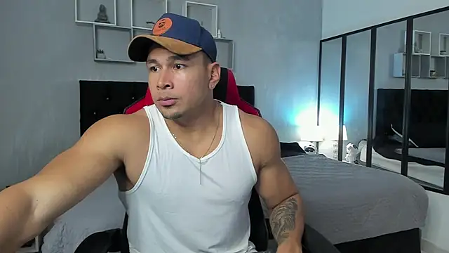 tyler hank01 online show from October 10, 2025, 8:52 pm