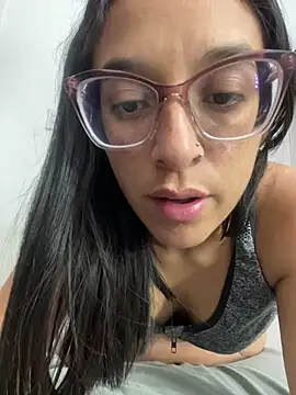 Ninnfa online show from February 11, 2025, 11:33 pm