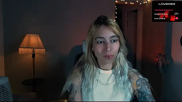 Saucy Jenn online show from January 26, 2025, 3:38 am