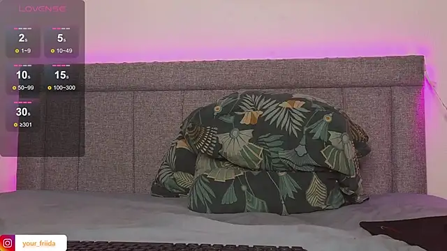 alwaysfrida online show from December 13, 2024, 10:34 pm