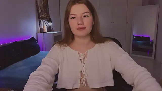 alwaysfrida online show from October 27, 2025, 11:36 am