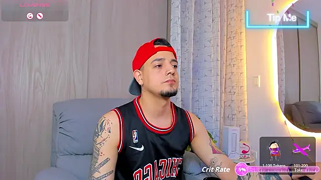 alejandro calderon1 online show from October 9, 2025, 4:21 am