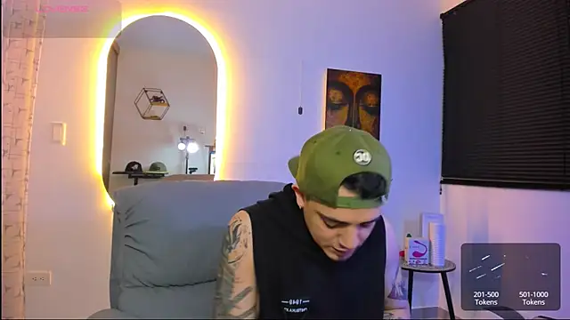 alejandro calderon1 online show from February 20, 2026, 4:53 am