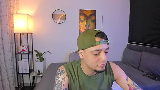 Snapshot of alejandro_calderon1 chatting on May 29, 2026, 4:32 am alejandro calderon1 online show from May 29, 2026, 4:32 am
