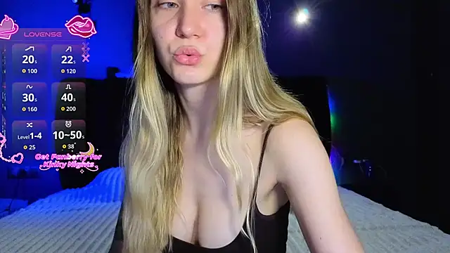 SexyCocobutt online show from February 1, 2026, 12:15 pm