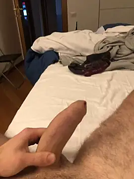 Snapshot of MagicKenzo99 chatting on March 11, 2025, 4:18 pm MagicKenzo99 online show from March 11, 2025, 4:18 pm