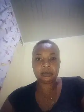 Candylious87 online show from April 10, 2026, 8:13 pm