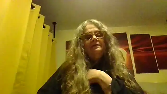 DestineeLoverGirl online show from June 19, 2026, 9:57 am
