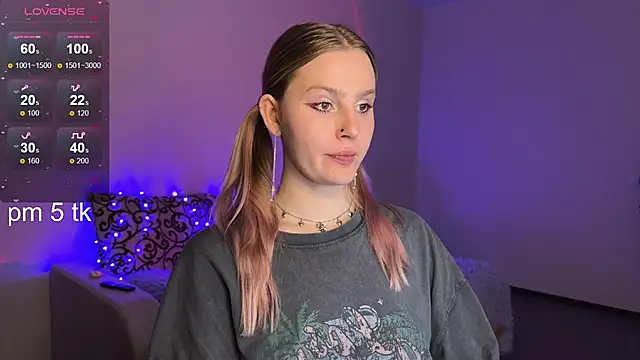 Chanel Gill online show from February 2, 2025, 8:30 pm