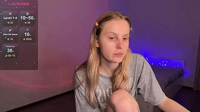 Chanel Gill online show from March 12, 2025, 6:40 am