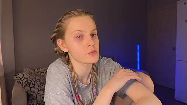 Chanel Gill online show from March 13, 2025, 1:50 pm