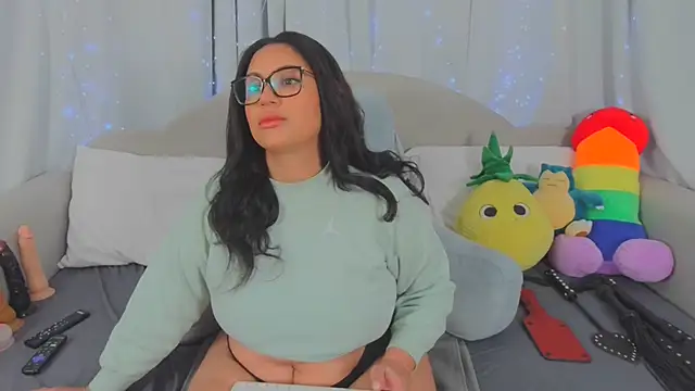 MeghanXO online show from March 25, 2026, 1:28 pm