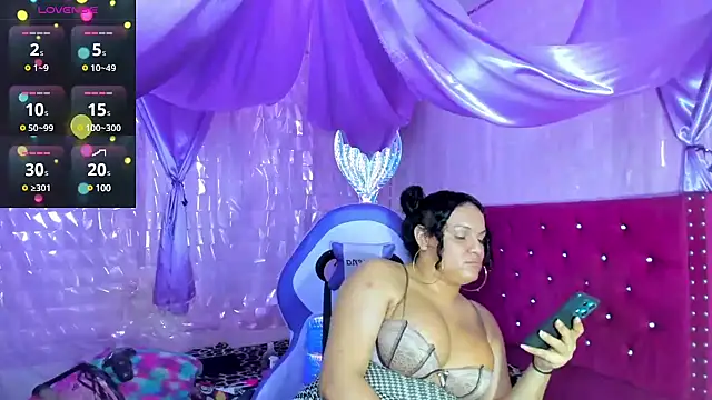 sirenadirtysexxx online show from December 5, 2024, 6:44 pm