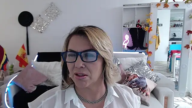 Snapshot of Myrnasexxx chatting on February 1, 2025, 5:58 pm Myrnasexxx online show from February 1, 2025, 5:58 pm