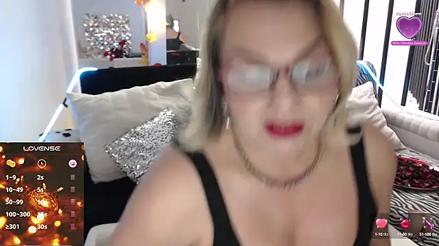 Snapshot of Myrnasexxx chatting on February 7, 2025, 10:41 pm Myrnasexxx online show from February 7, 2025, 10:41 pm