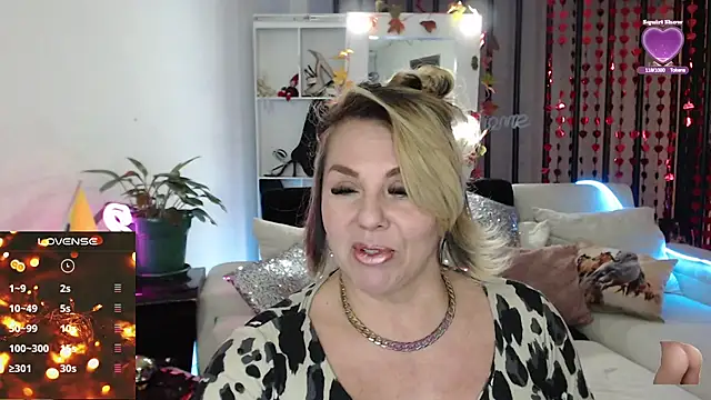 Snapshot of Myrnasexxx chatting on February 14, 2025, 5:30 am Myrnasexxx online show from February 14, 2025, 5:30 am