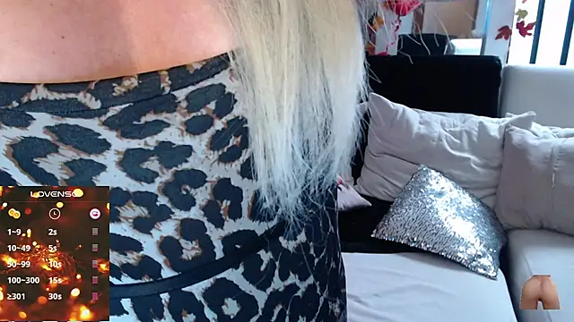 Snapshot of Myrnasexxx chatting on February 18, 2025, 10:14 pm Myrnasexxx online show from February 18, 2025, 10:14 pm