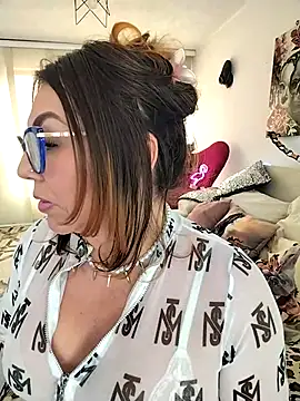 Snapshot of Myrnasexxx chatting on October 30, 2025, 4:19 pm Myrnasexxx online show from October 30, 2025, 4:19 pm