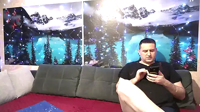 Big Boss55 online show from December 15, 2025, 9:13 am