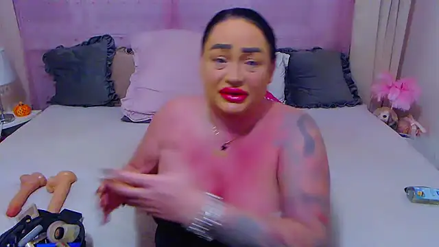 BustyVicky online show from October 4, 2025, 9:57 pm