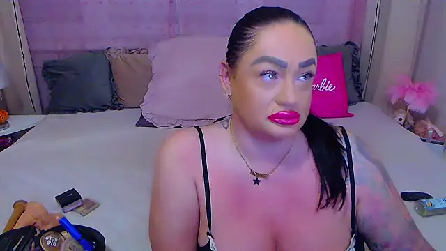 BustyVicky online show from October 6, 2025, 8:50 pm